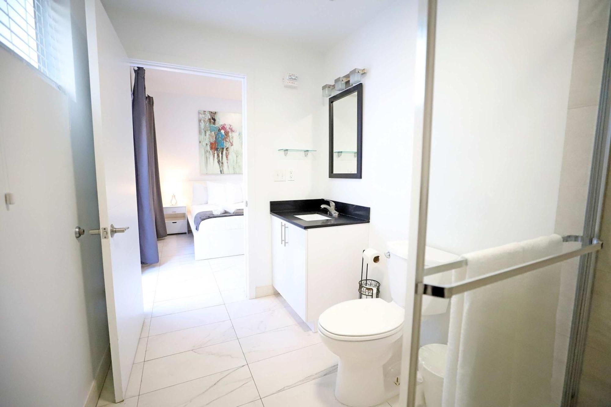 3 Bedroom 3 Bathroom Miami Beach Apartment With Free Parking エクステリア 写真